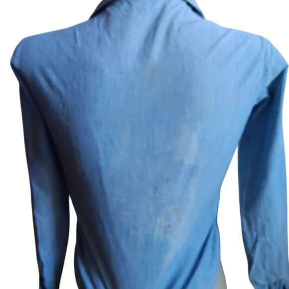 Women's XS Vintage Denim Shirt 1970's Button-Up Red Buttons Distress Boho Hippy - Picture 9 of 13